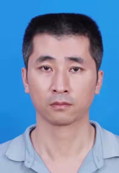 肖立 肖立