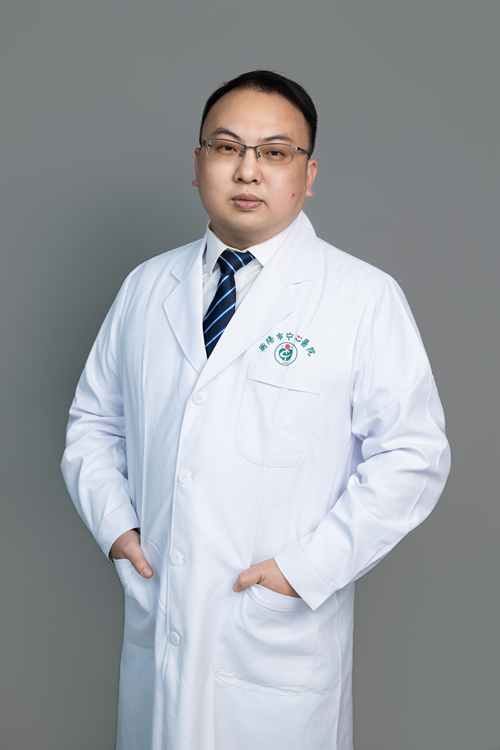 李志远 李志远