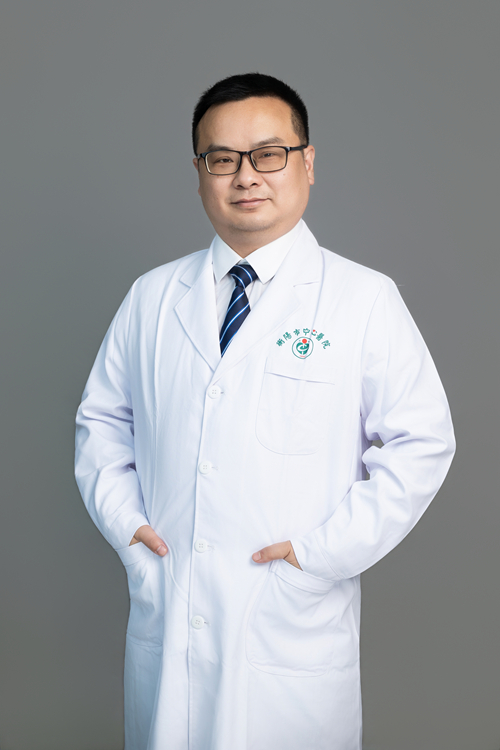 屈云剑